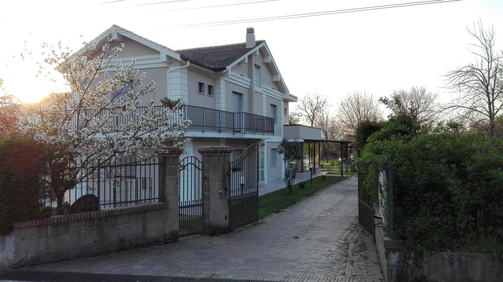 Guesthouse Il Ciliegio Sorbo Serpico المظهر الخارجي الصورة